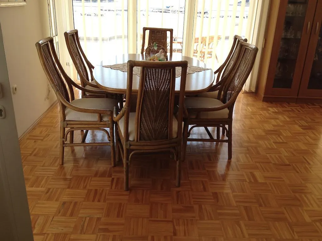 Apartment Jasenka باكوشتاني