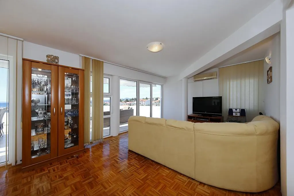 Apartment Jasenka باكوشتاني
